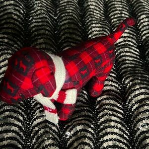 VS Pink Collectable Flannel Holiday Pup, Black, red, Cream, Great Condition